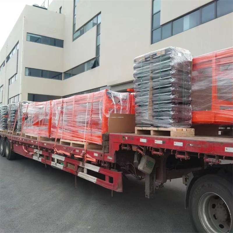 内蒙古赤峰巴林左旗到新疆伊犁霍城县物流公司内蒙古赤峰巴林左旗至新疆伊犁霍城县物流专线往返运输